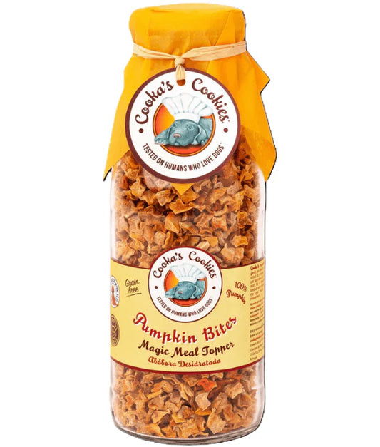 Cooka’s Cookies - dog Pumpkin Flakes, Air-Dried Pumpkin Dog Meal Topper, Digestive Support, All Life Stages, All Breed Sizes - 180 g